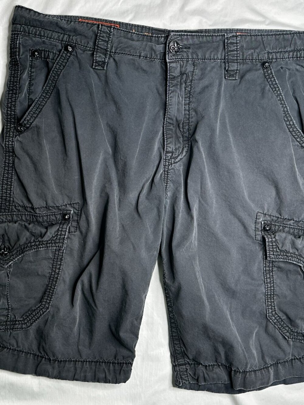 Rock Revival Mens Cargo Shorts 40 Gray Flap Pockets Y2K Baggy